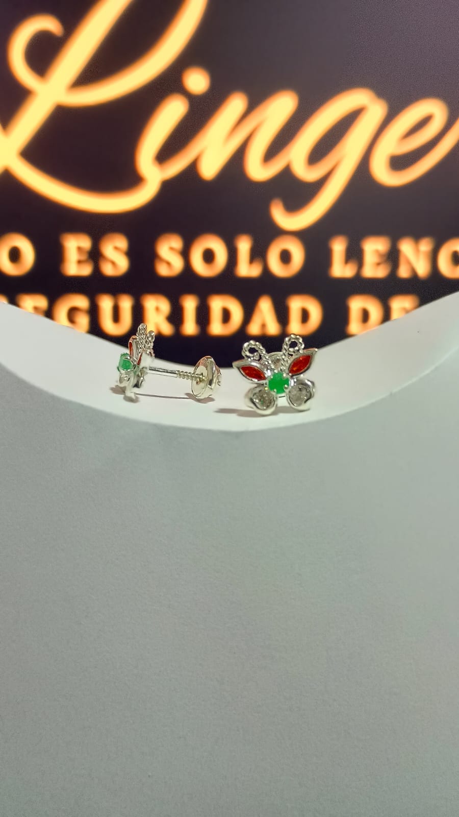 Aretes Con Esmeralda